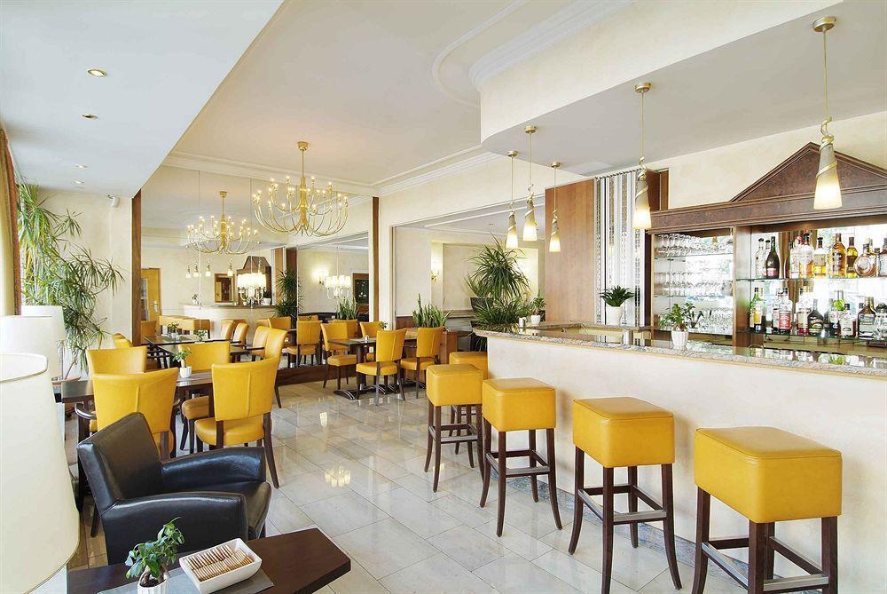 Novum Hotel Flora Düsseldorf Facilidades foto